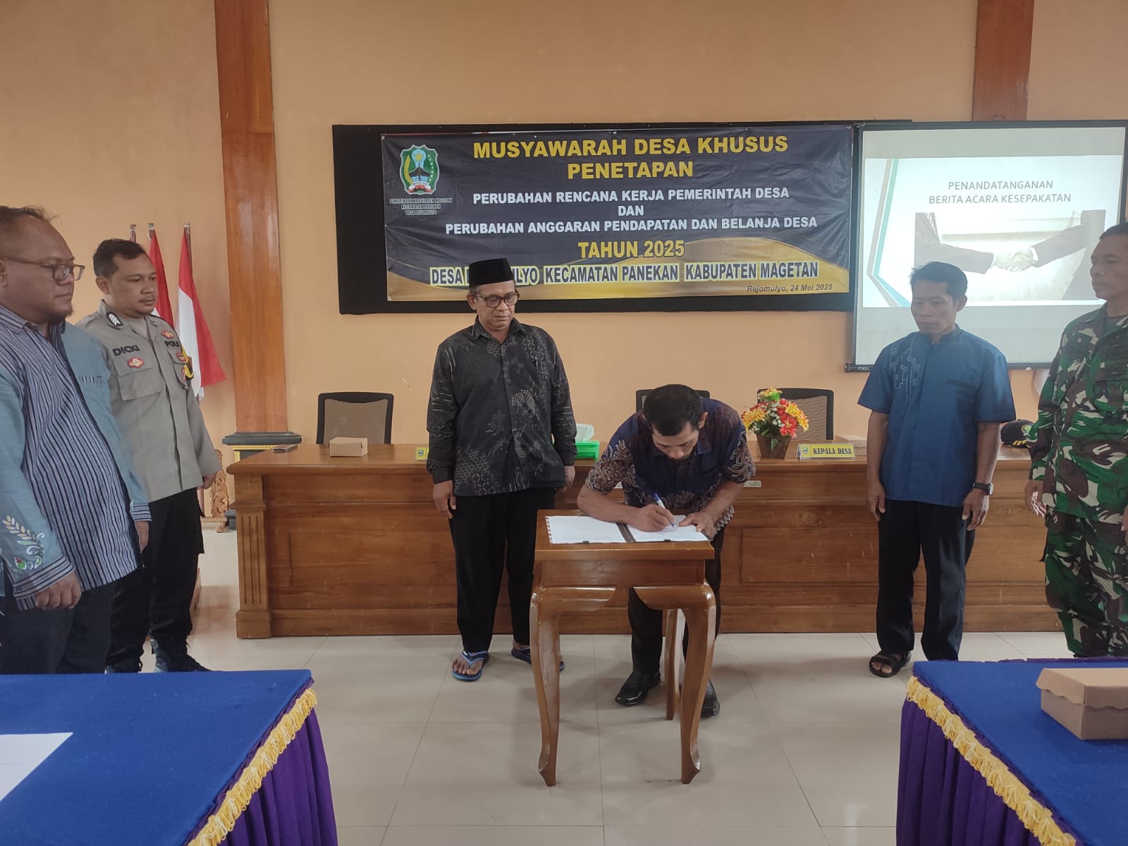 PENETAPAN PERUBAHAN RKP DESA DAN APB DESA TAHUN 2025